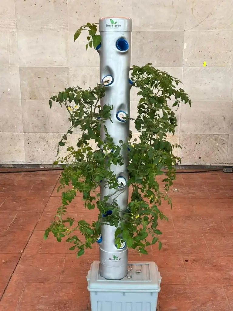Torre Aeropónica NovaVerde – 25 plantas